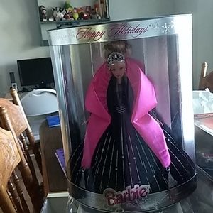 1998 holiday Barbie doll mib..